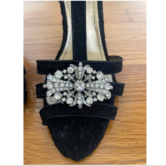 Badgley Mischka “Belle” Black Heels! - Picture 4 of 12